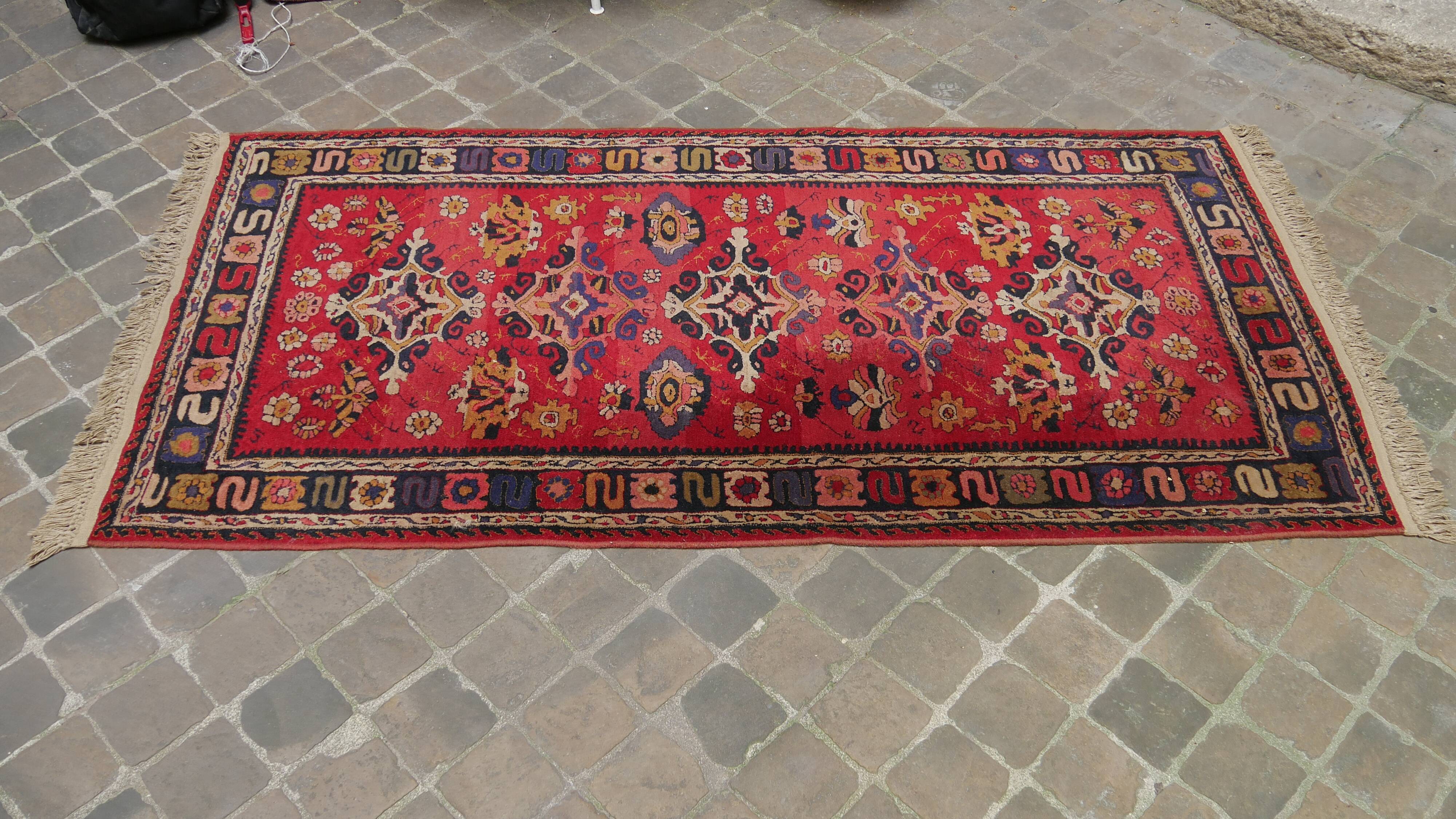 Tapis d'orient fait main janus