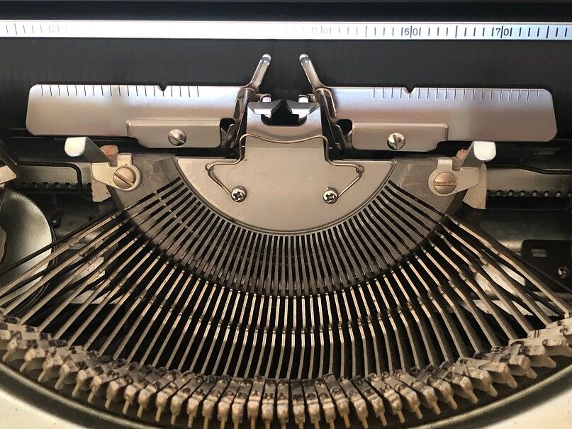 Machine à écrire Brother Deluxe800 vintage 70 + ruban NEUF
