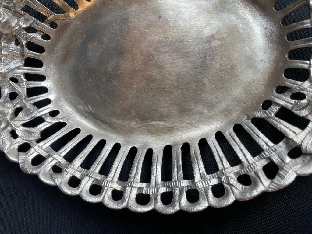 Silver bronze basket