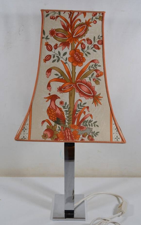 France 1970s - Vintage lamp with a chrome base and shade featuring Asian decor.