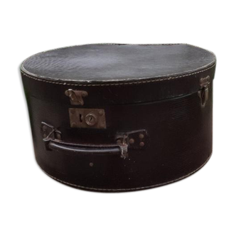 Hat box