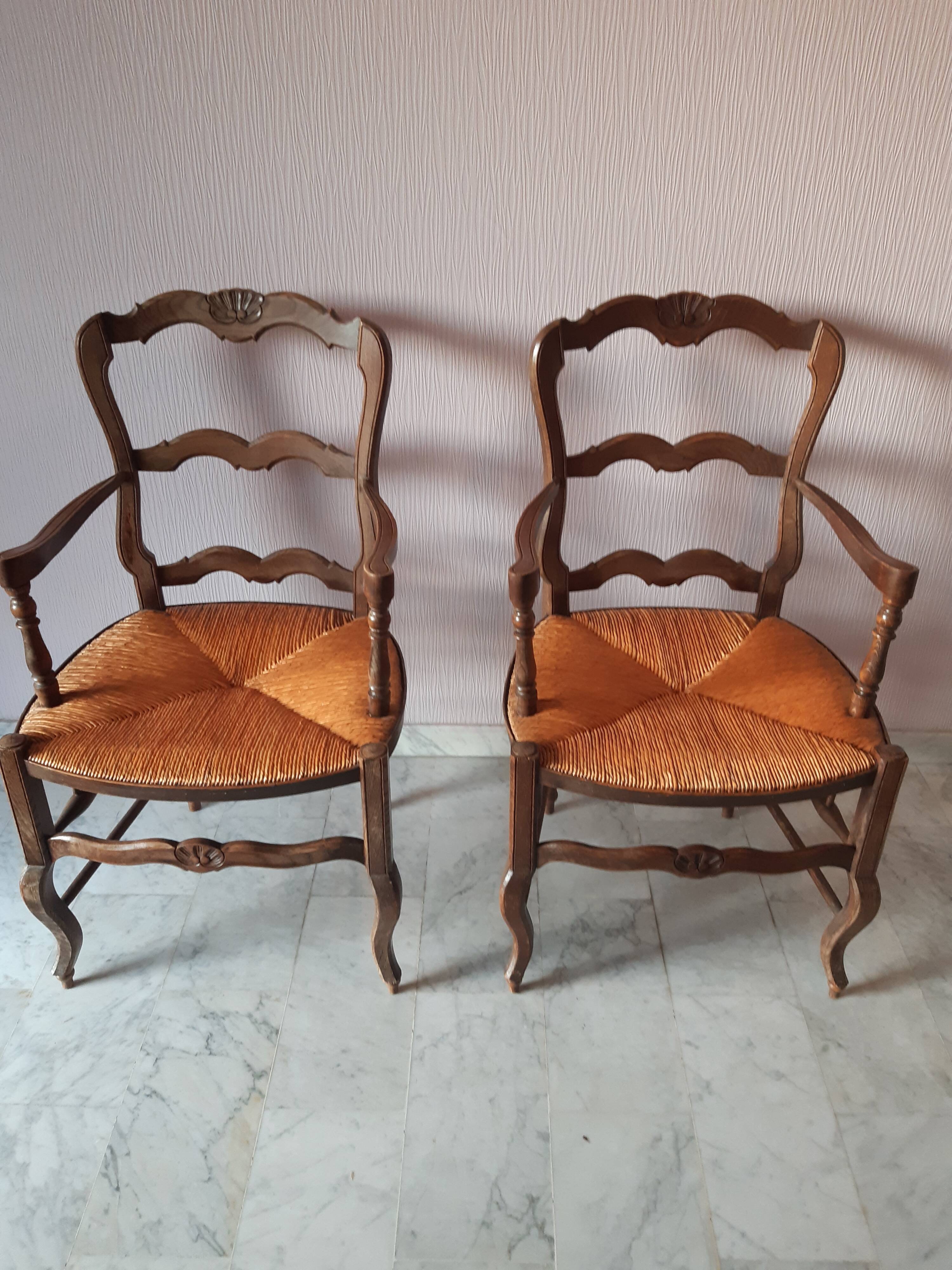 Set of 2 Provencal straw and wood armchairs