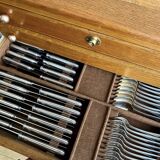 Boulenger 142-piece silver cutlery set