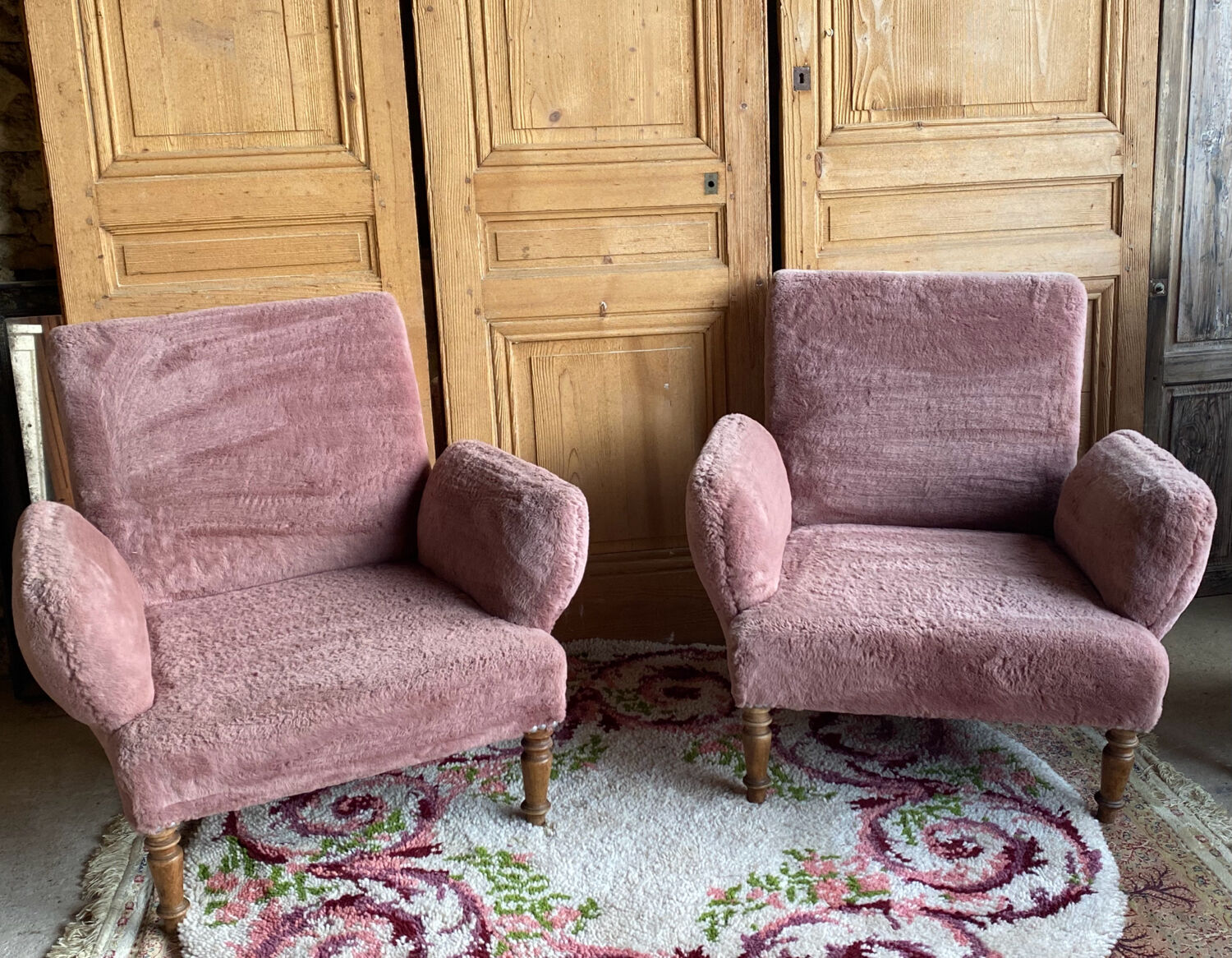 Pair of armchairs