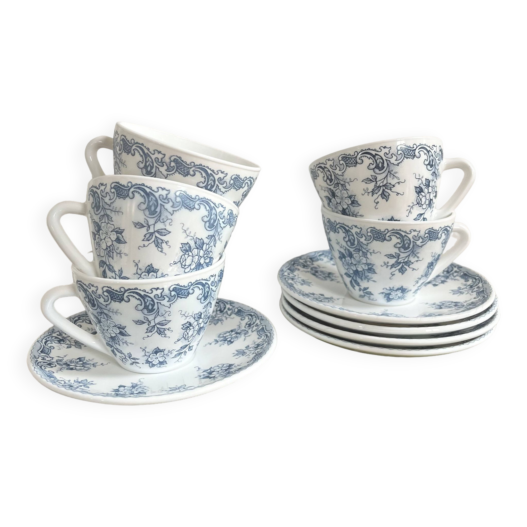 5 coffee cups with blue flower decor from the 70s