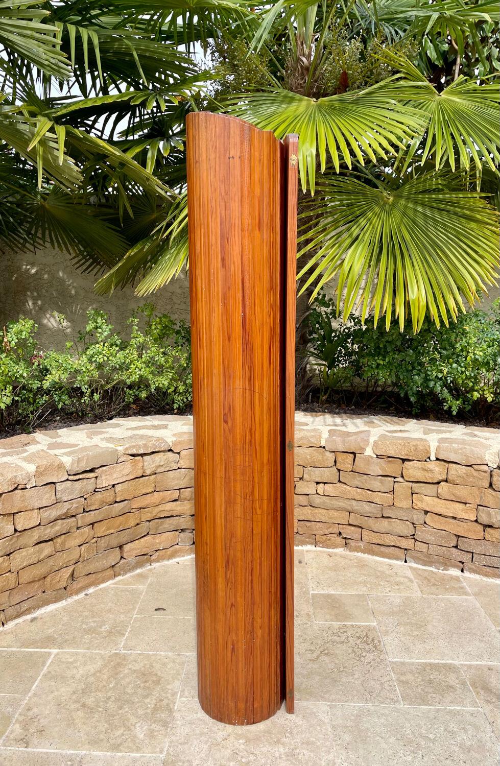 Wavy wooden screen circa 1950, Baumann by SNSA