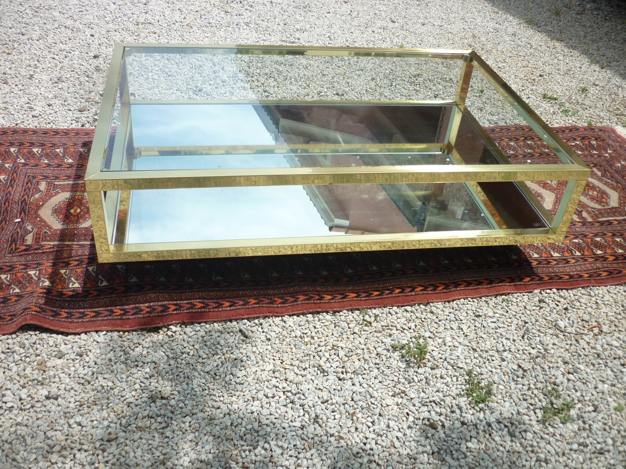 Table basse en laiton verre et miroir 1960/1970