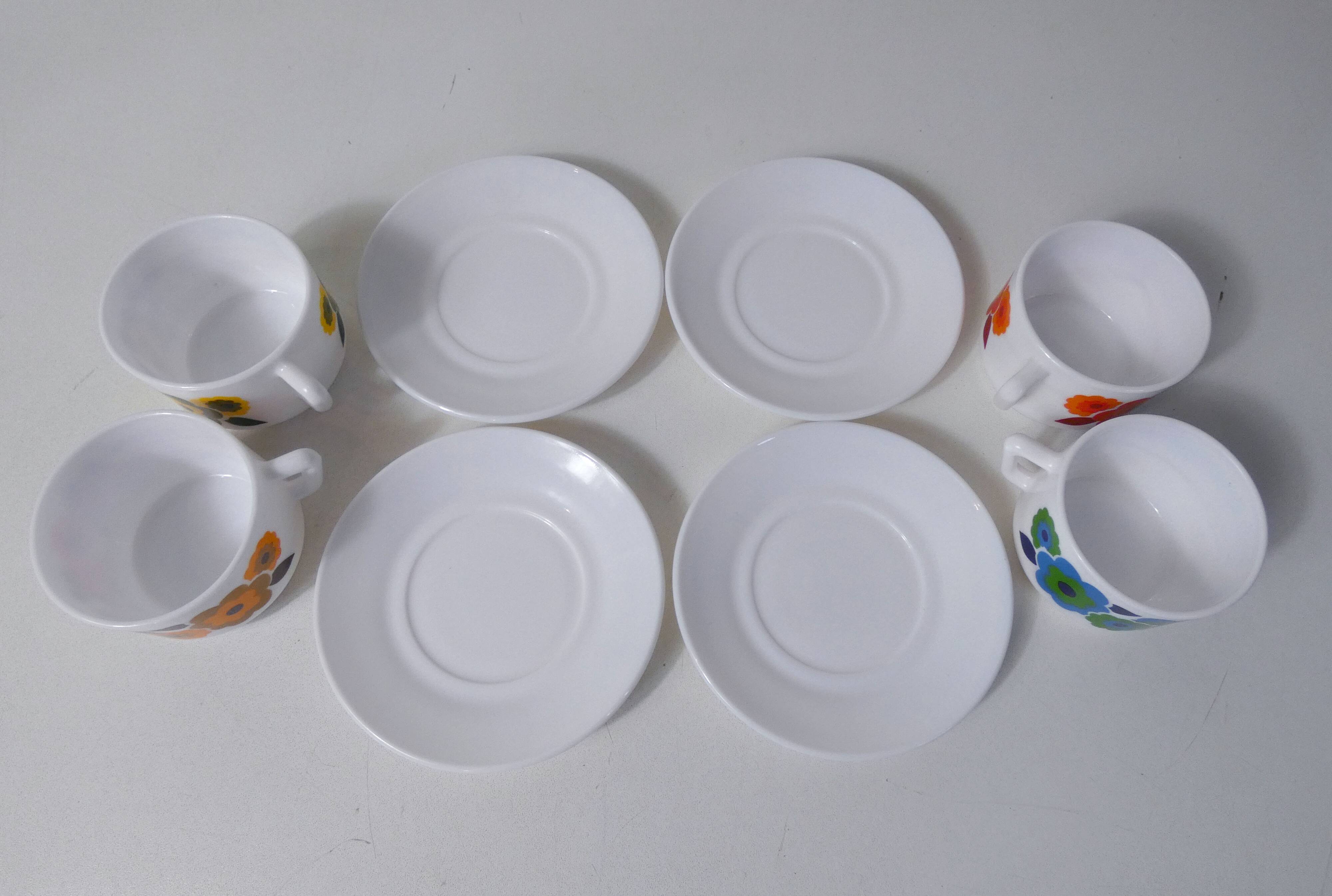 4 arcopal LOTUS cups