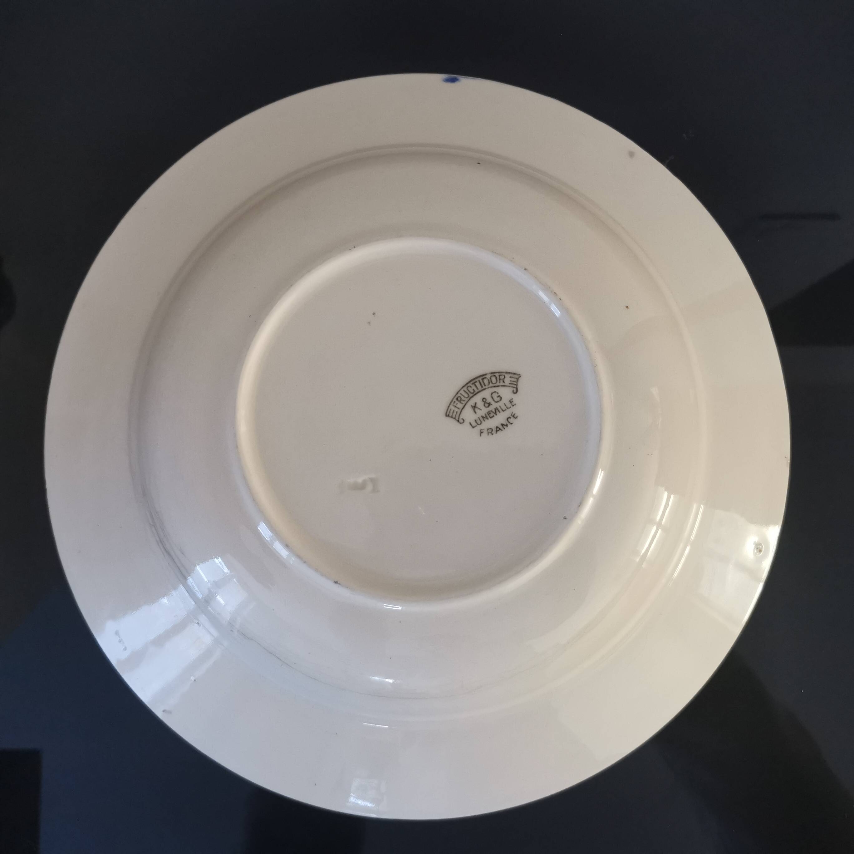 Deep dish K&G Luneville model Fructidor