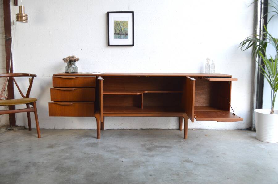 Enfilade by McIntosh – Dunvegan * 201.5 cm