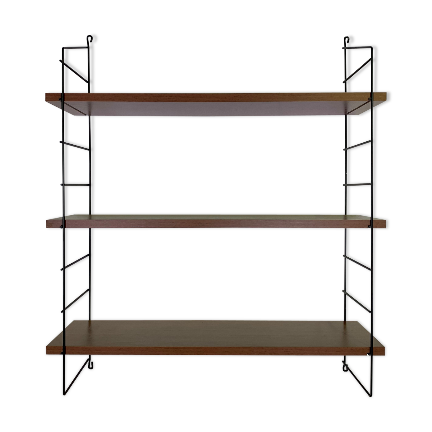 String shelf