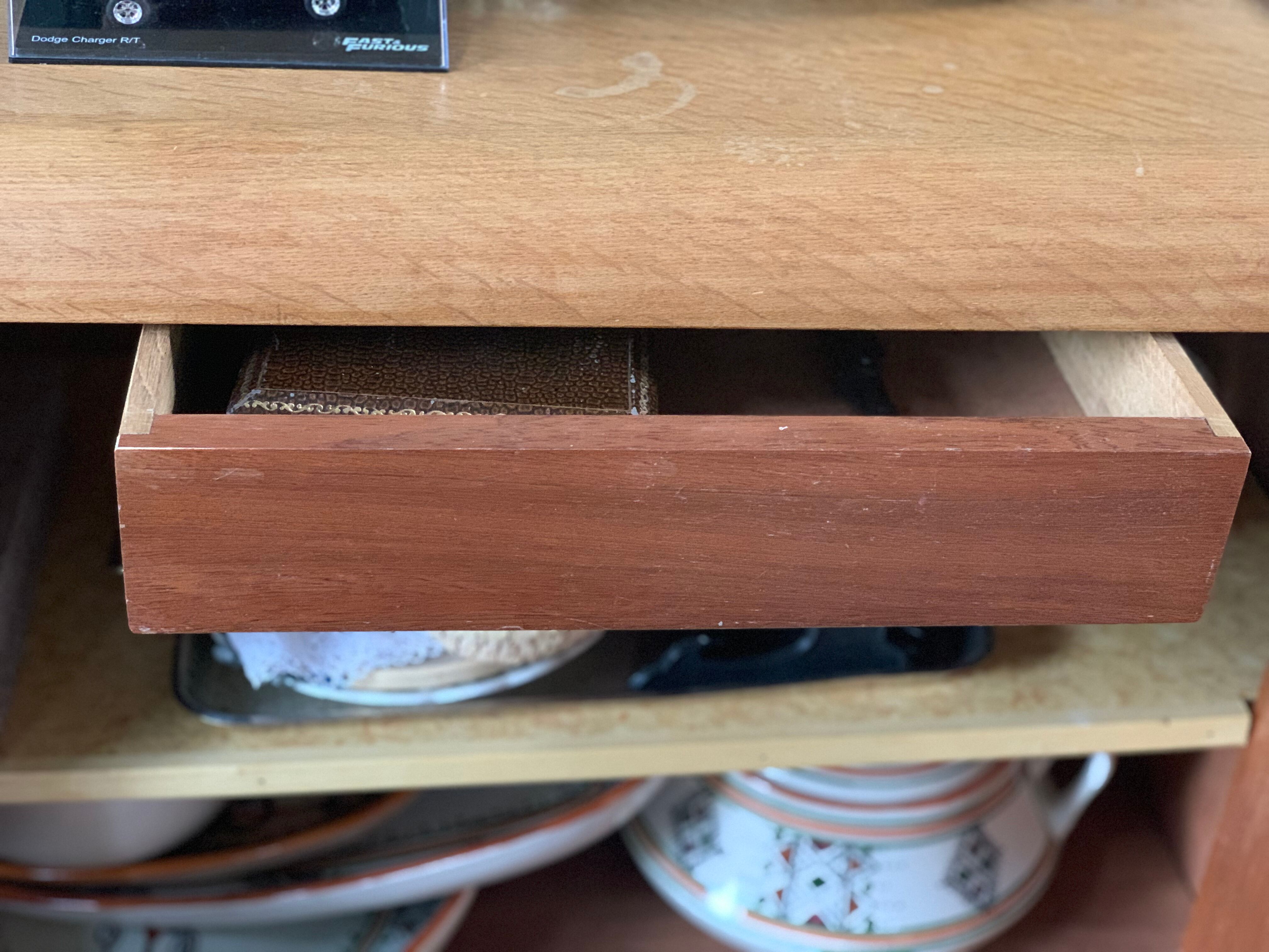 Vintage sideboard buffet