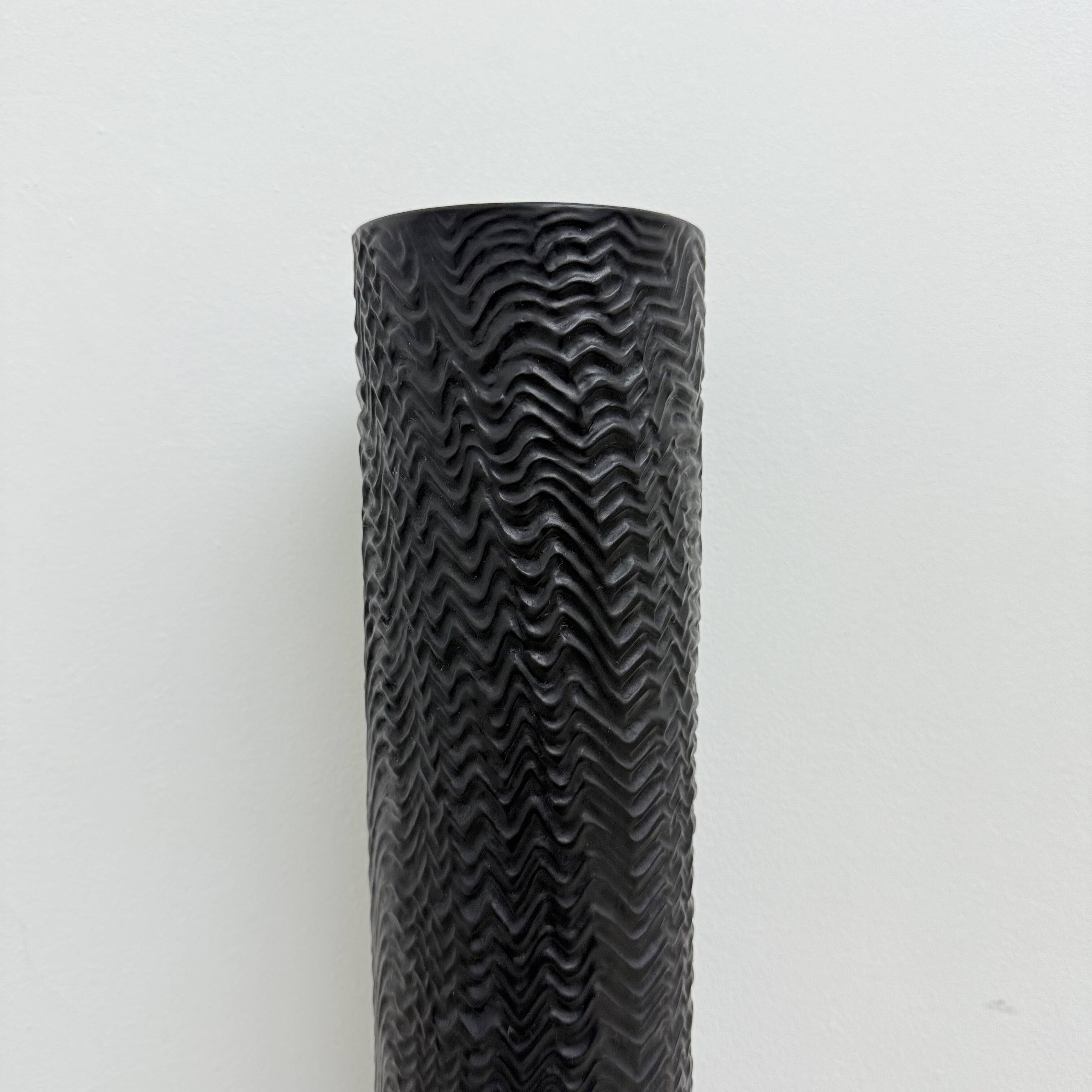 Martin Freyer Rosenthal Studio-Line Bisque Porcelaine Noire Op-Art Relief