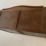 Curved chest of drawers