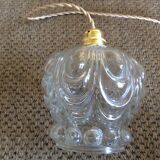 Glass globe suspension