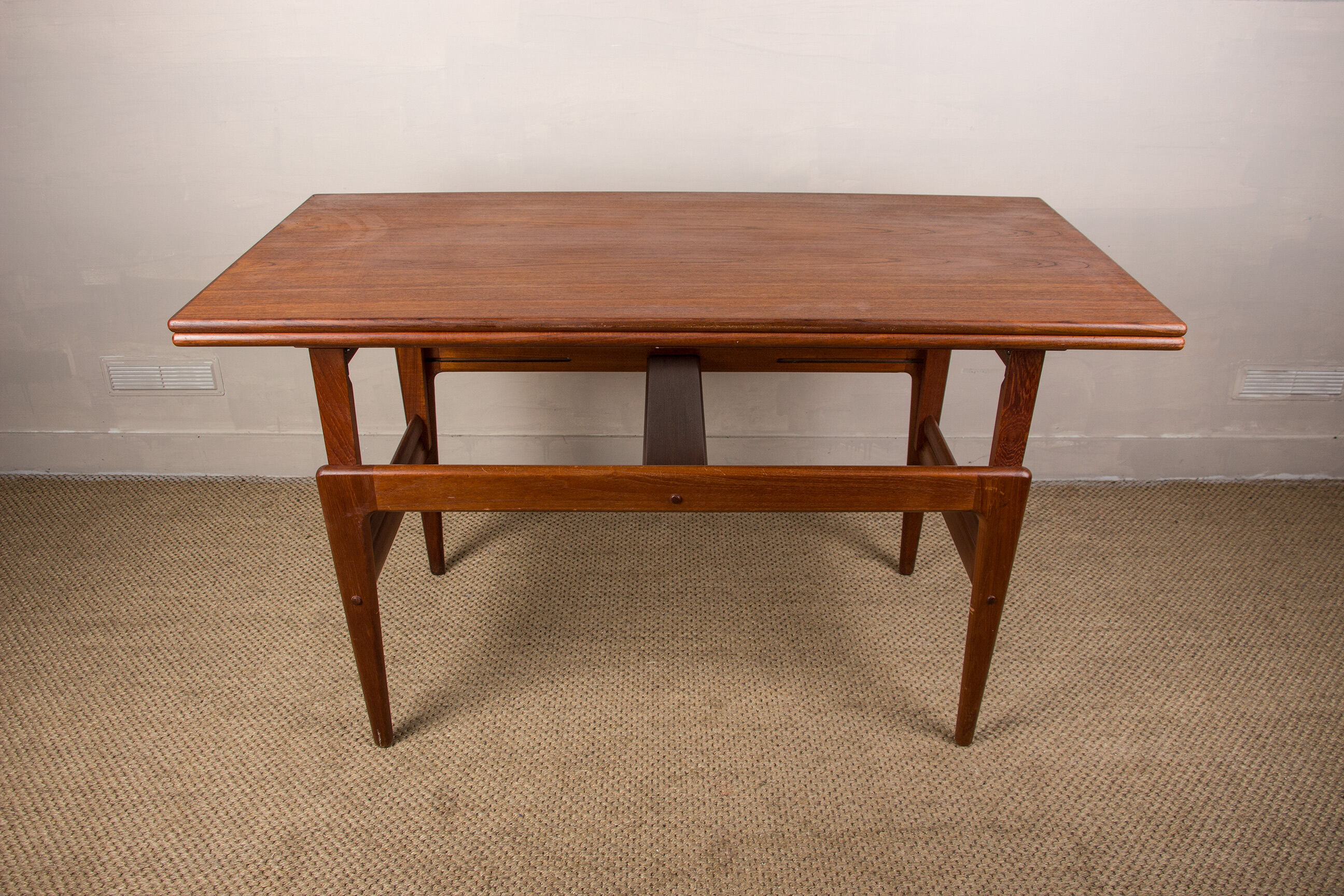 Danish teak table model "elevator" adjustable high and low, Kai Kristiansen, V.M.Mobler 1960