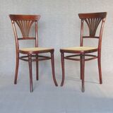 2 Thonet chairs No. 221 with bronze inlays, circa 1910
