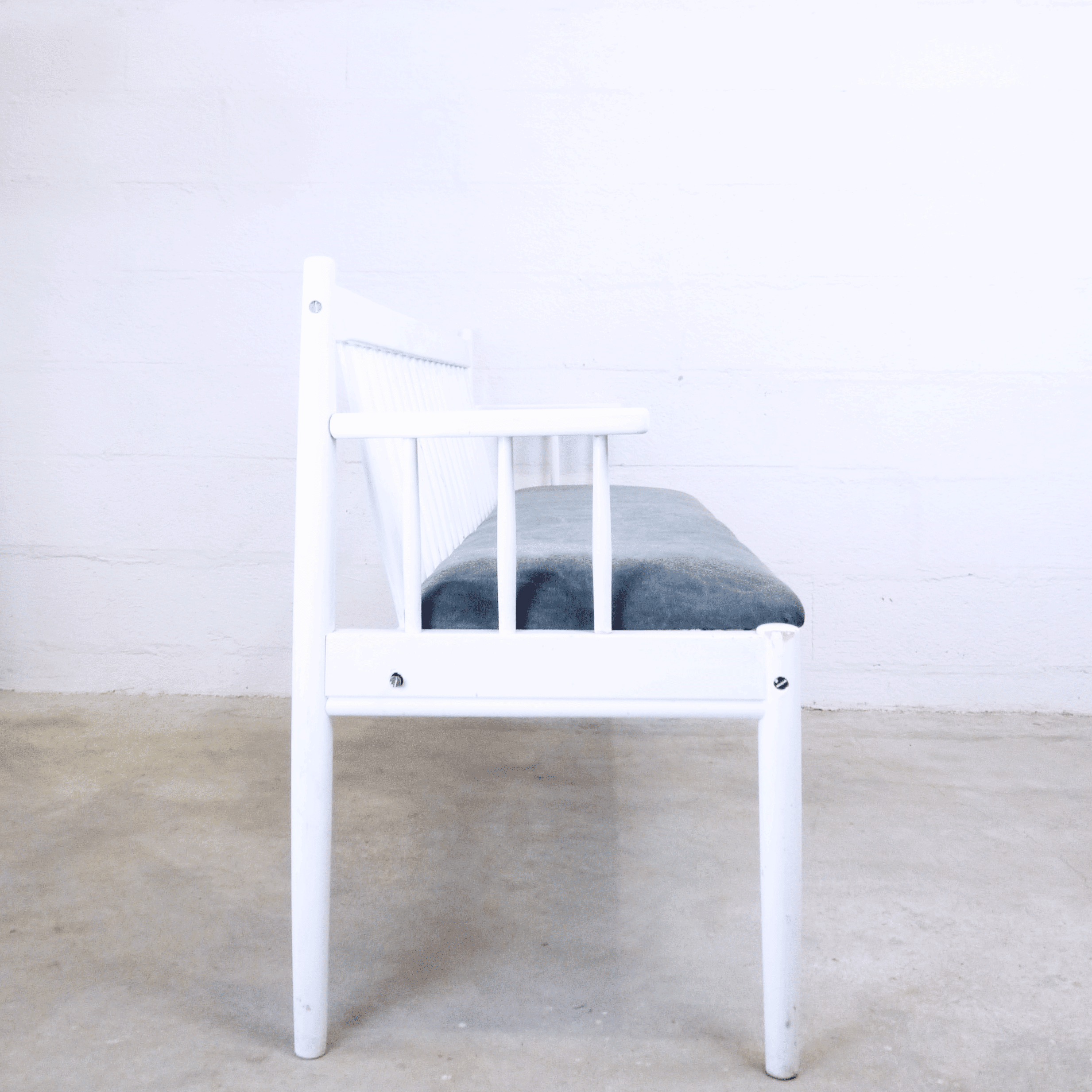 Bench Pinnsoffa, Hagafors stolfabrik, Nässjö