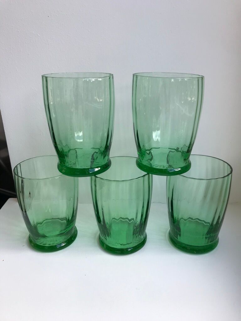 Set of 5 green art deco water glasses 30s-40s