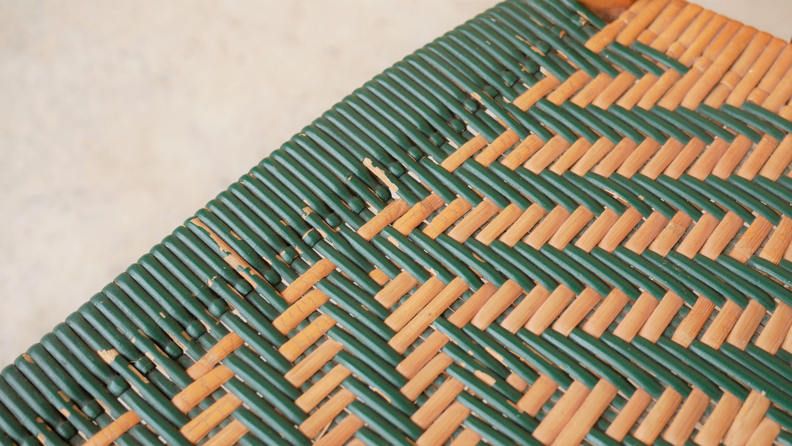 Wooden and rattan countryside canne chair