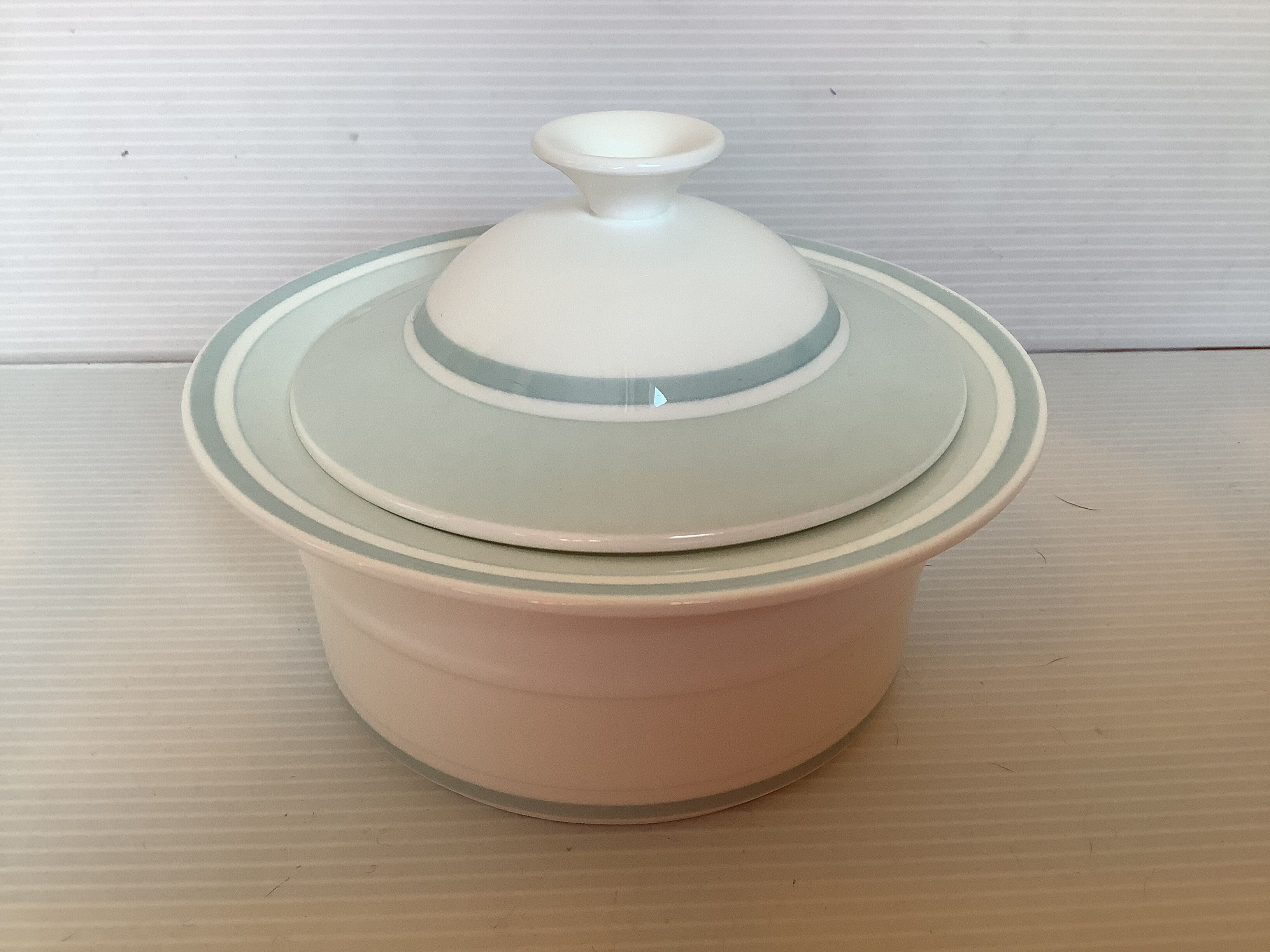 Round sugar bowl Villeroy & Boch
