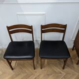 Set of 2 minimalist black chairs