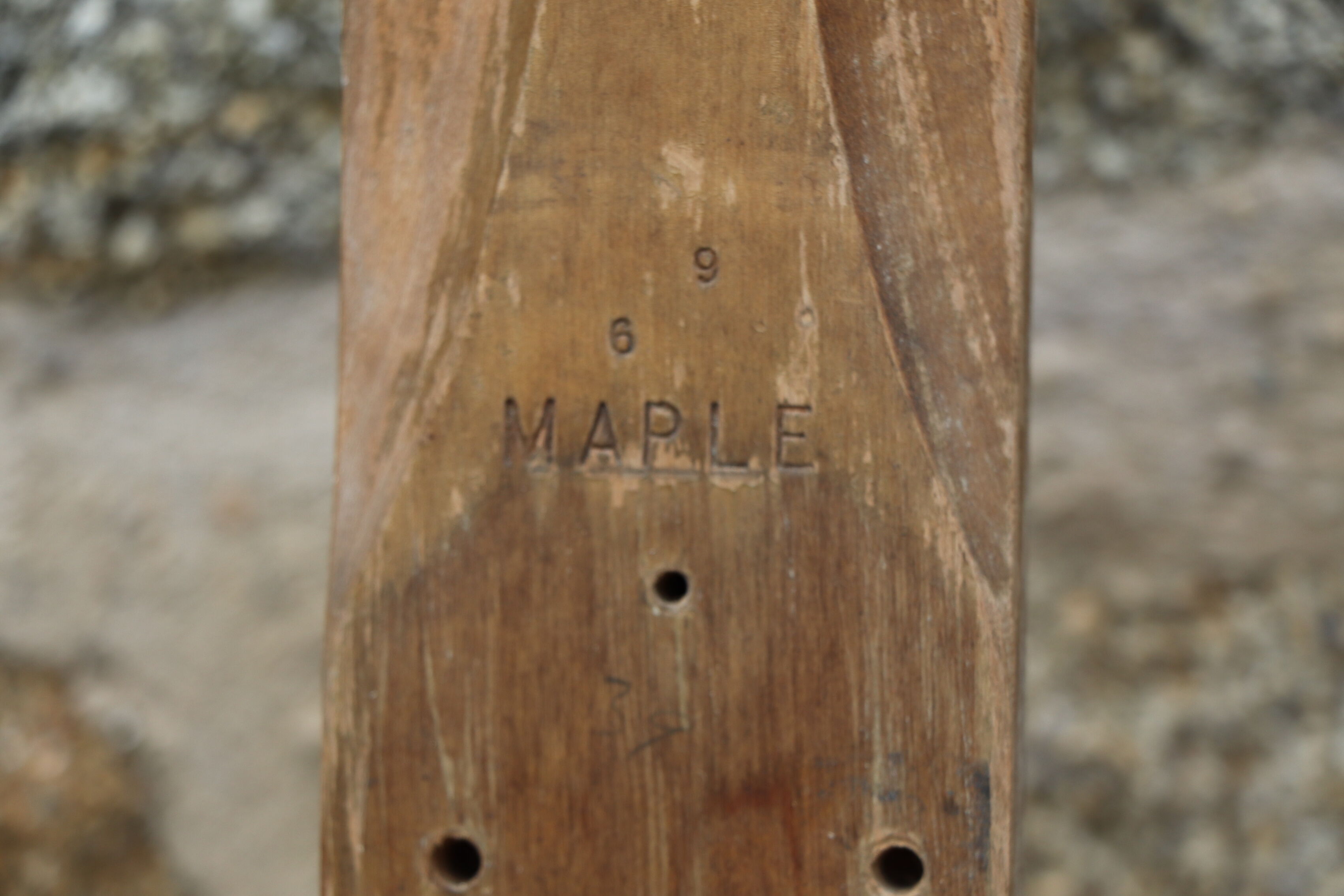 Ancienne paire de skis Canada