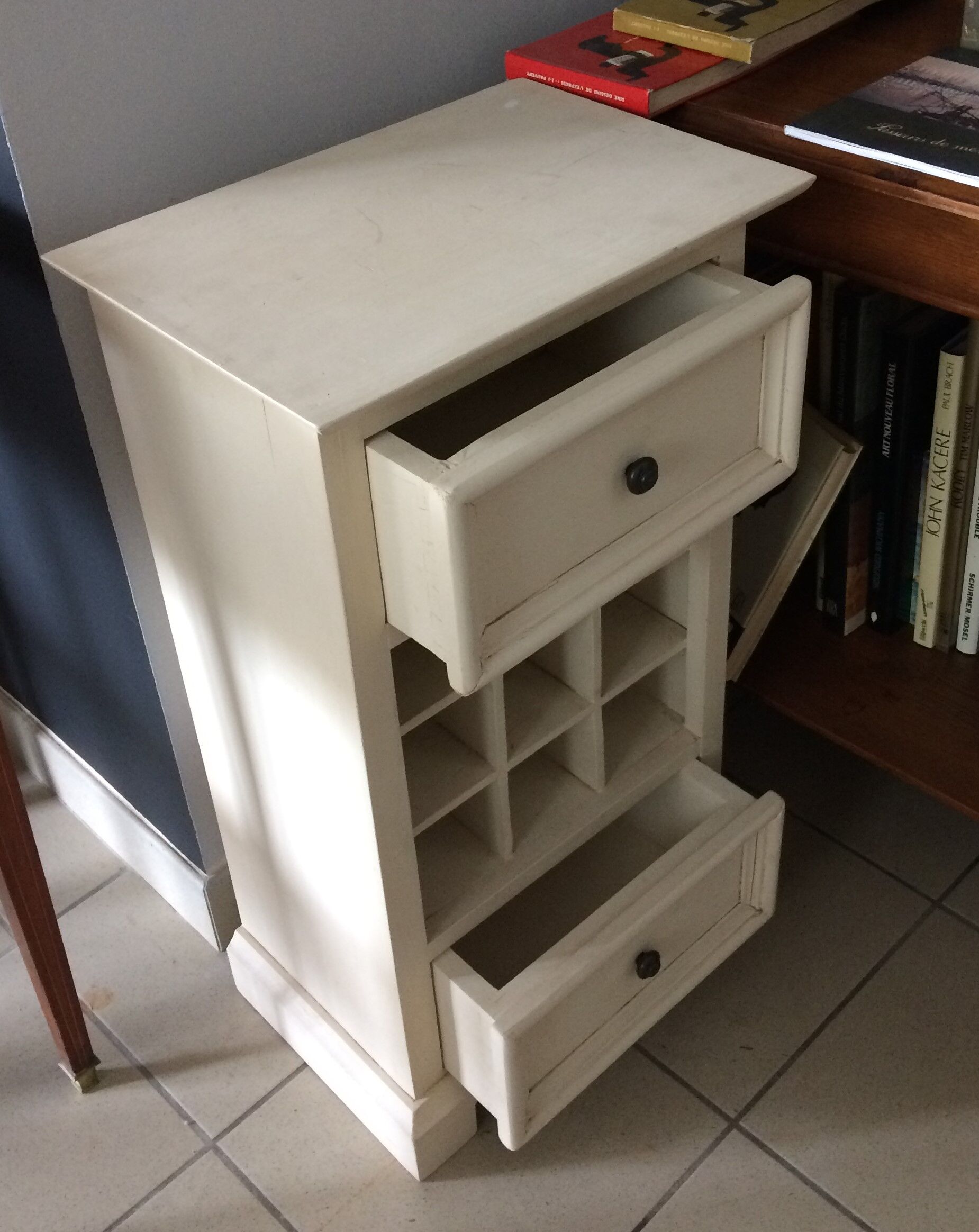 White cabinet