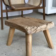 Small side table or stool in four-legged blond teak H:30 L43 l30