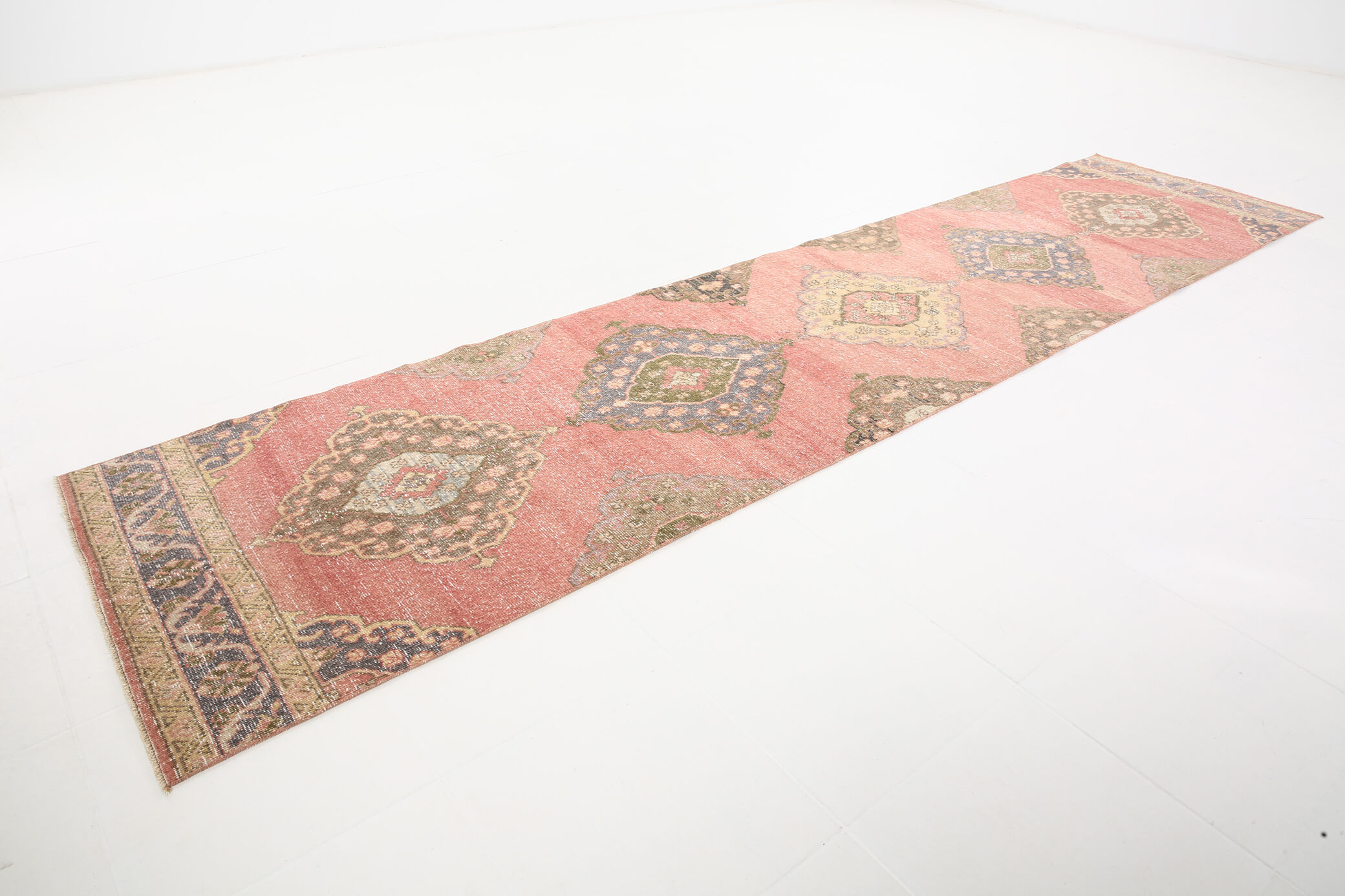 3x11 Vintage Turkish Runner Rug, 91x344Cm