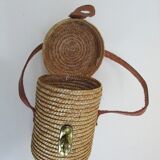 Curist glass - Vichy- and its straw basket