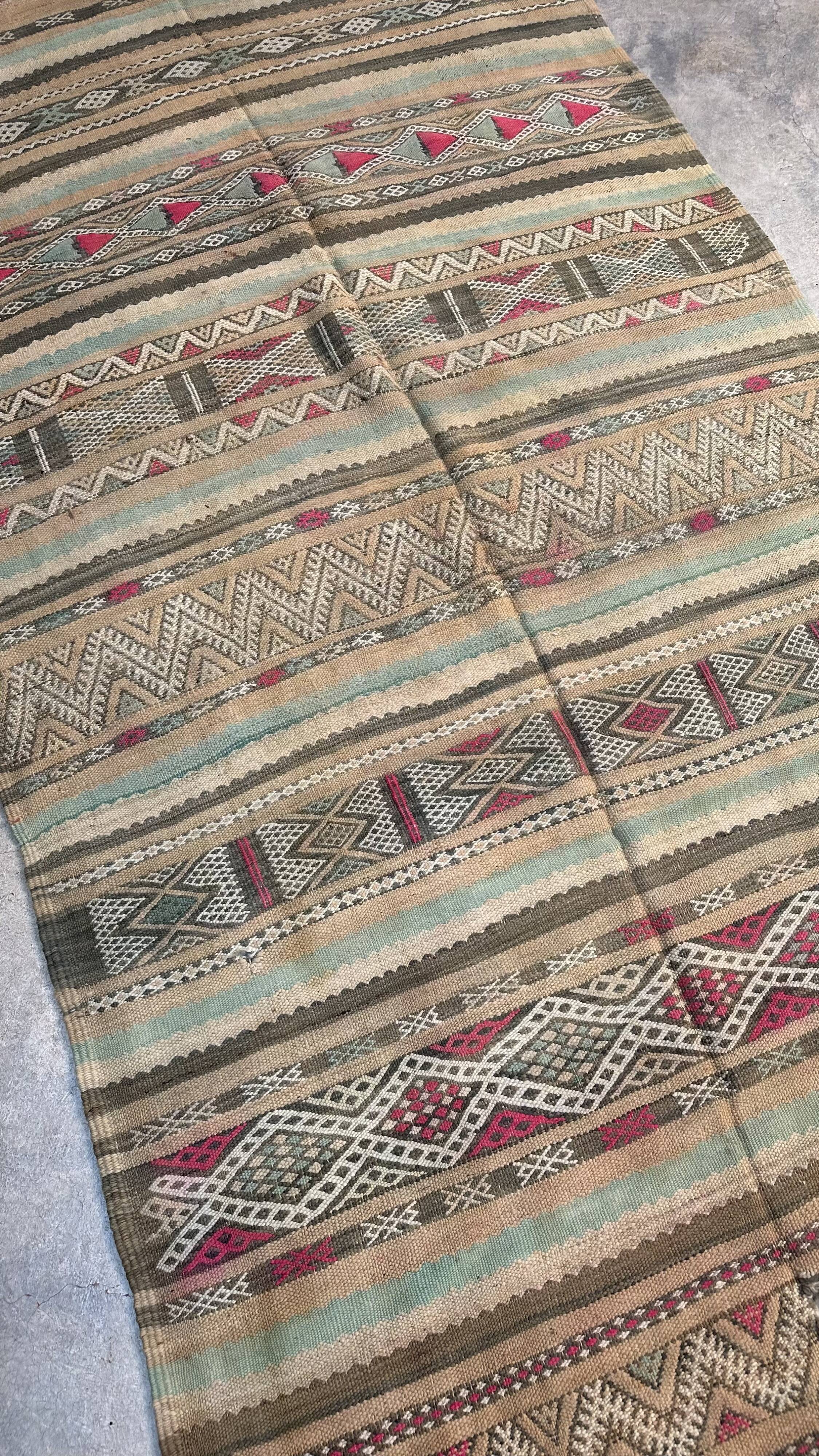 Moroccan kilim zayan rug - 340 x 167 cm