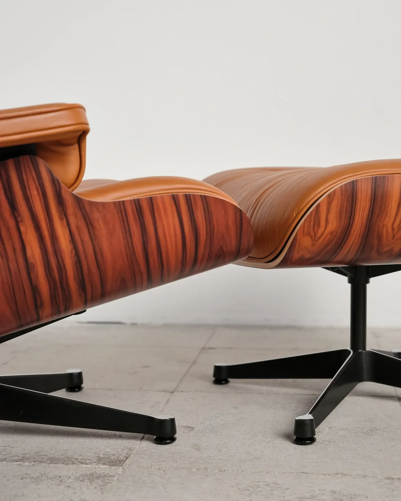 Lounge Chair and ottoman in rosewood by Charles & Ray Eames, Vitra