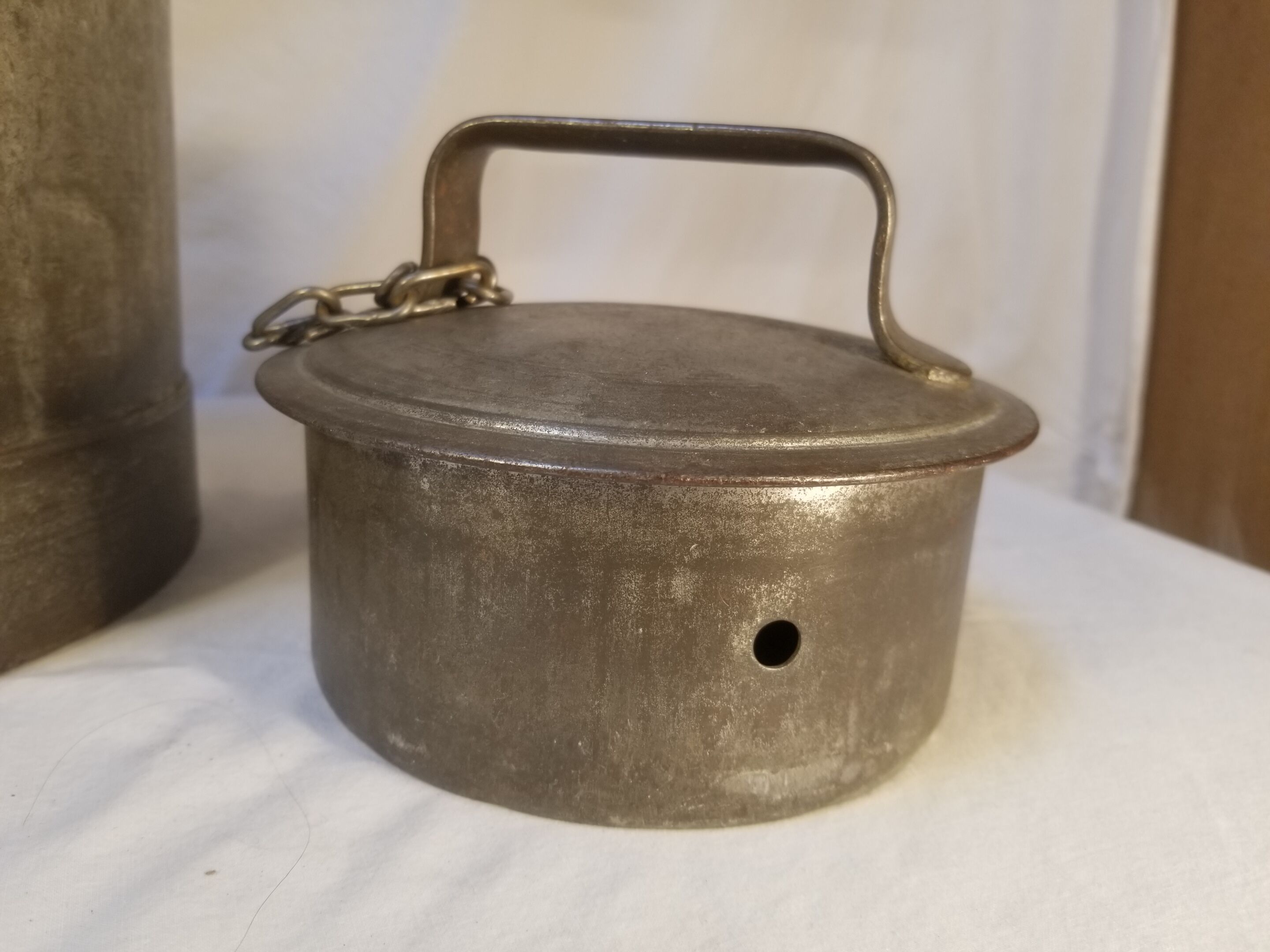 Authentic 10l old metal milk pot
