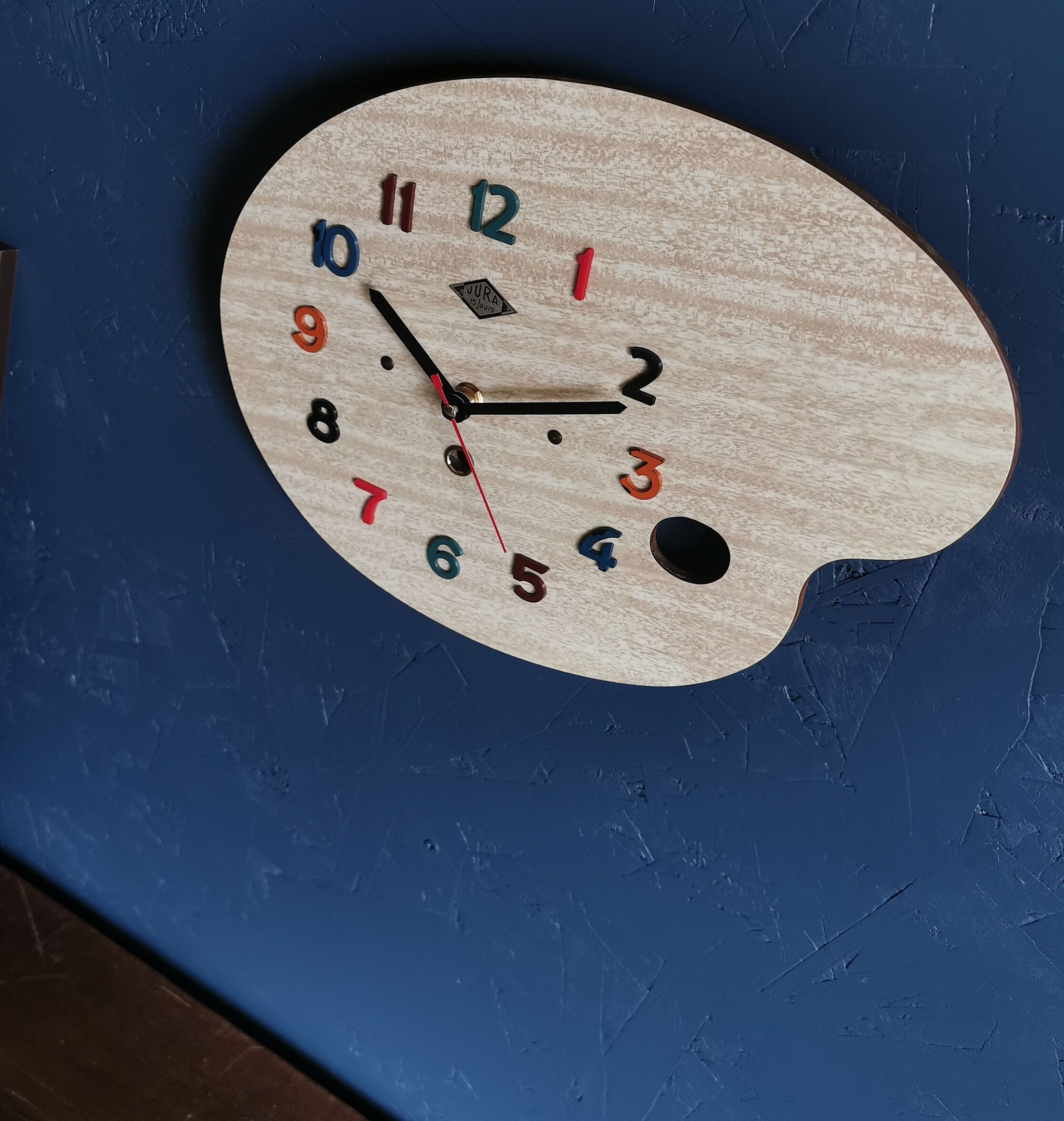 Vintage formica clock silent wall clock painter palette "Jura spruce"