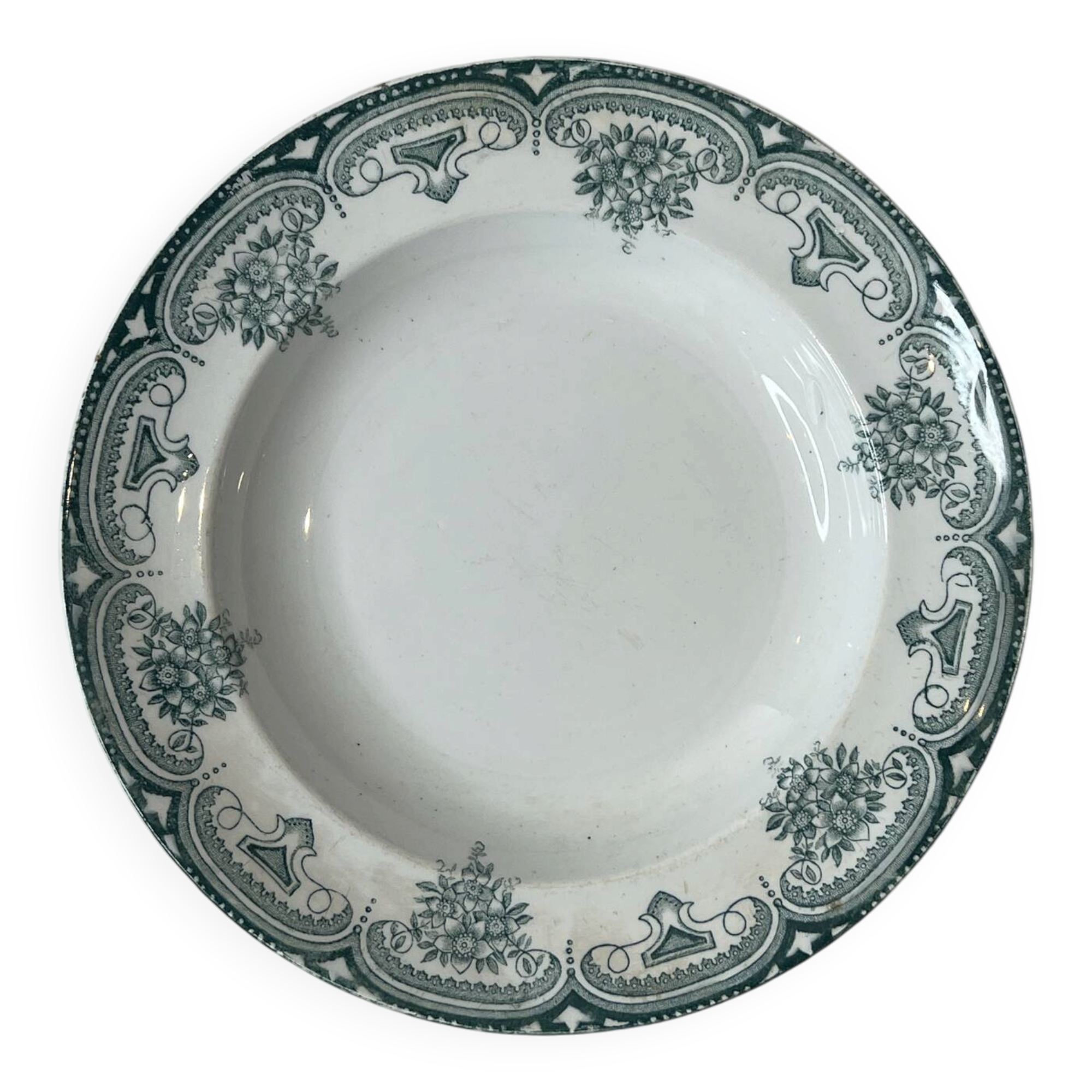Hollow plate ironstone Narcisses Onnaing