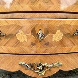 Louis XV style commode in marquetry, 20th century.