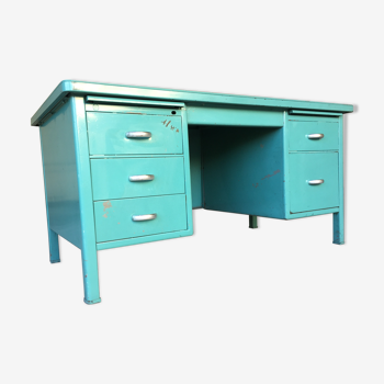 Bureau d’atelier industriel