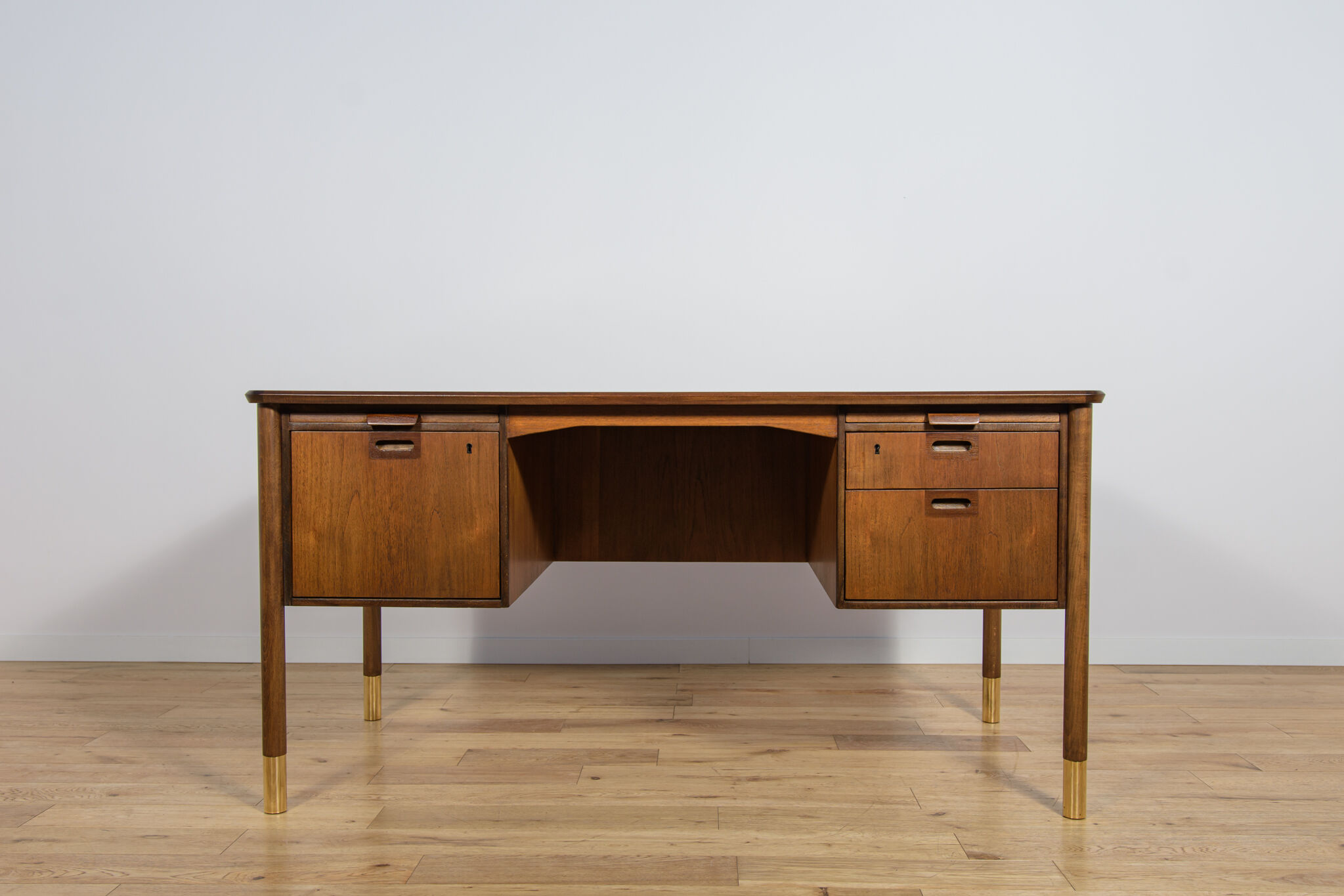 Mid-century teak desk by Sten Blomberg for Seffle Möbelfabrik, Sweden, 1960s