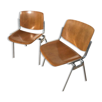 Chaises dsc 106 de Giancarlo Piretti éditées par Castelli des années 70