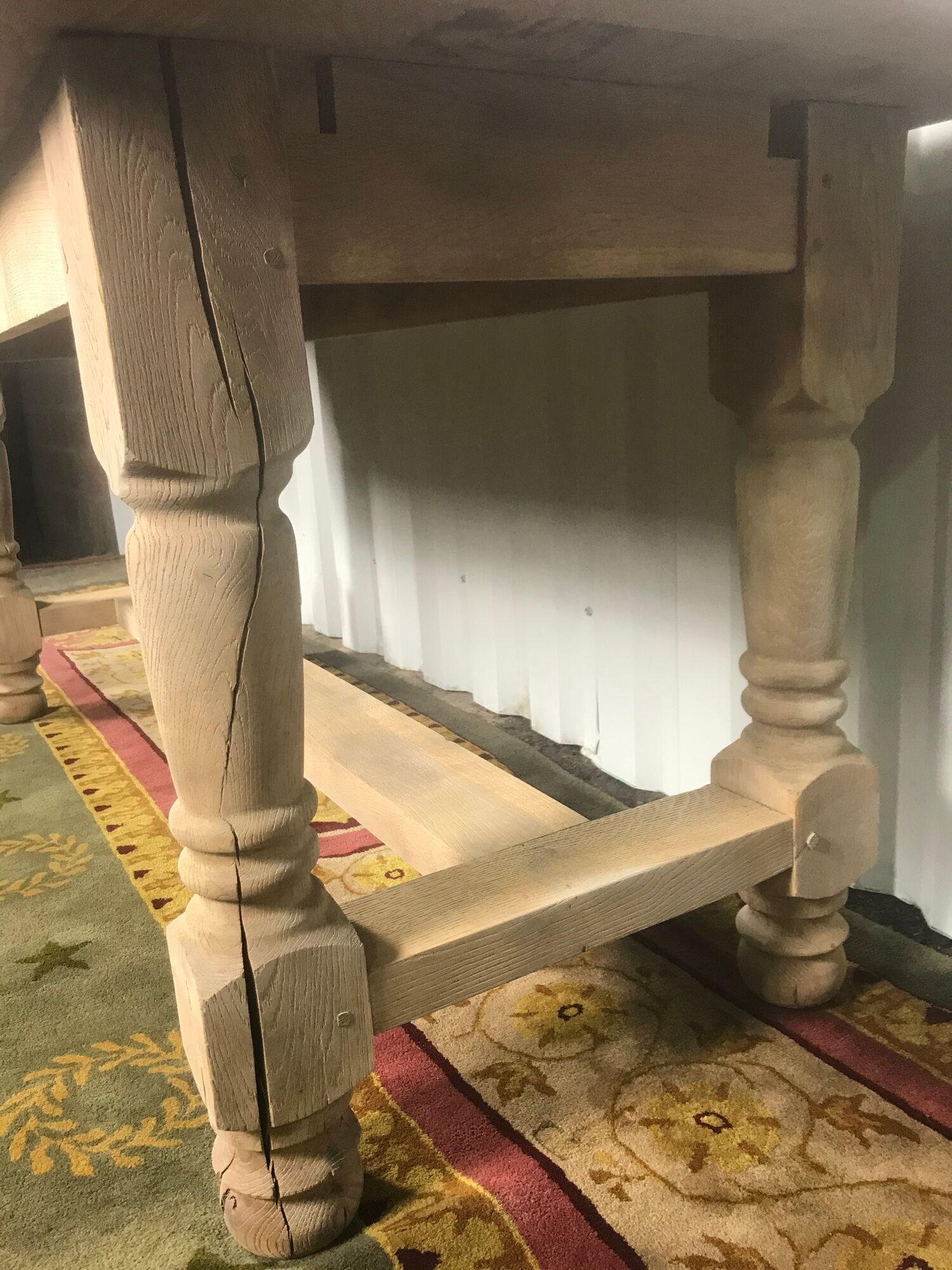 Solid oak farm table with turned feet & 2 elongated aero gum