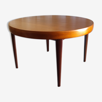 Table ronde style scandinave en teck années 60