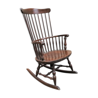 Vintage rocking-chair