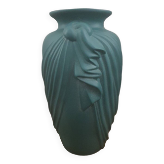 Ceramic vase