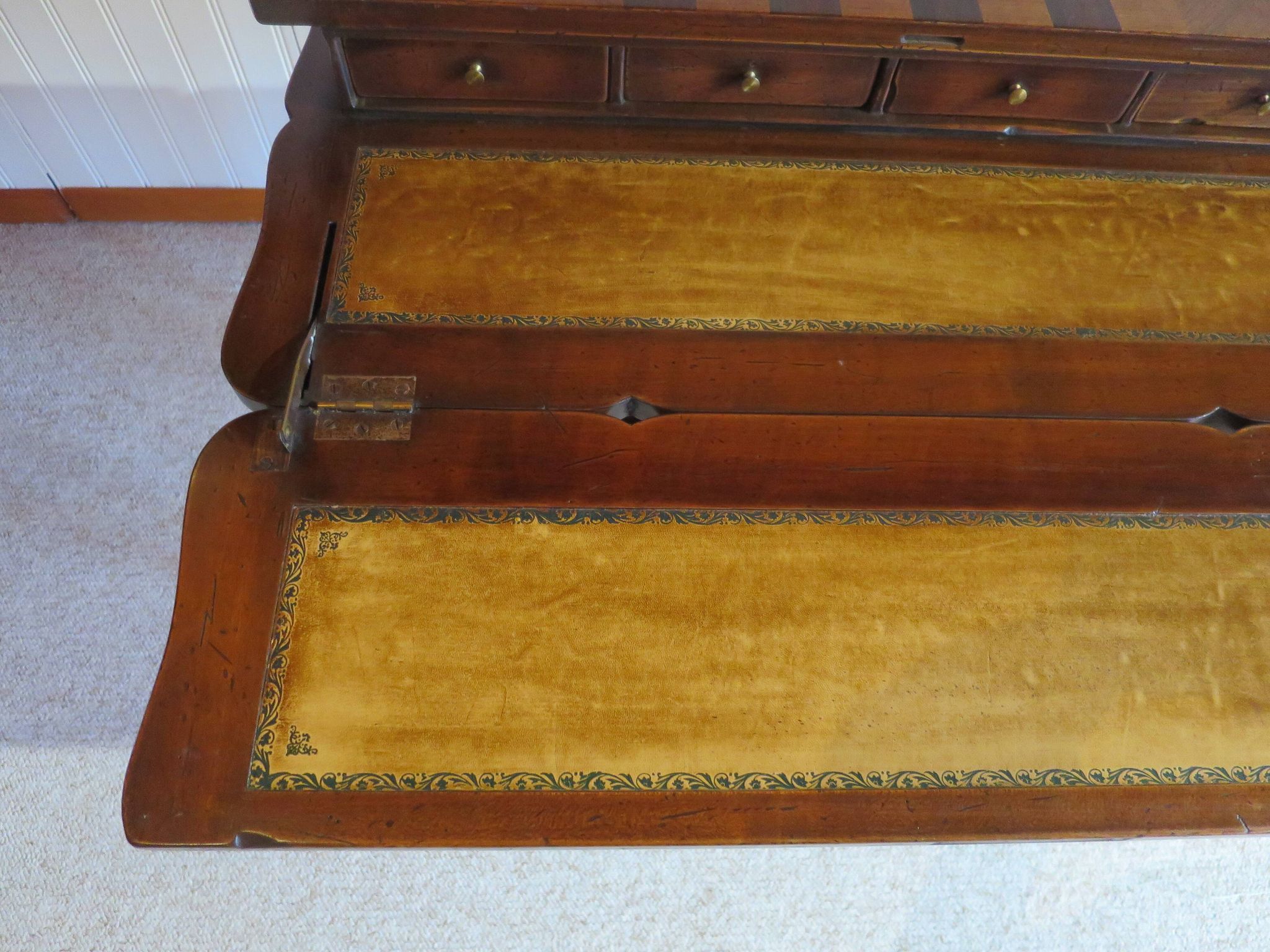 Secretary with mechanism - 4 secret drawers - lock - marquetry chessboard - 1950