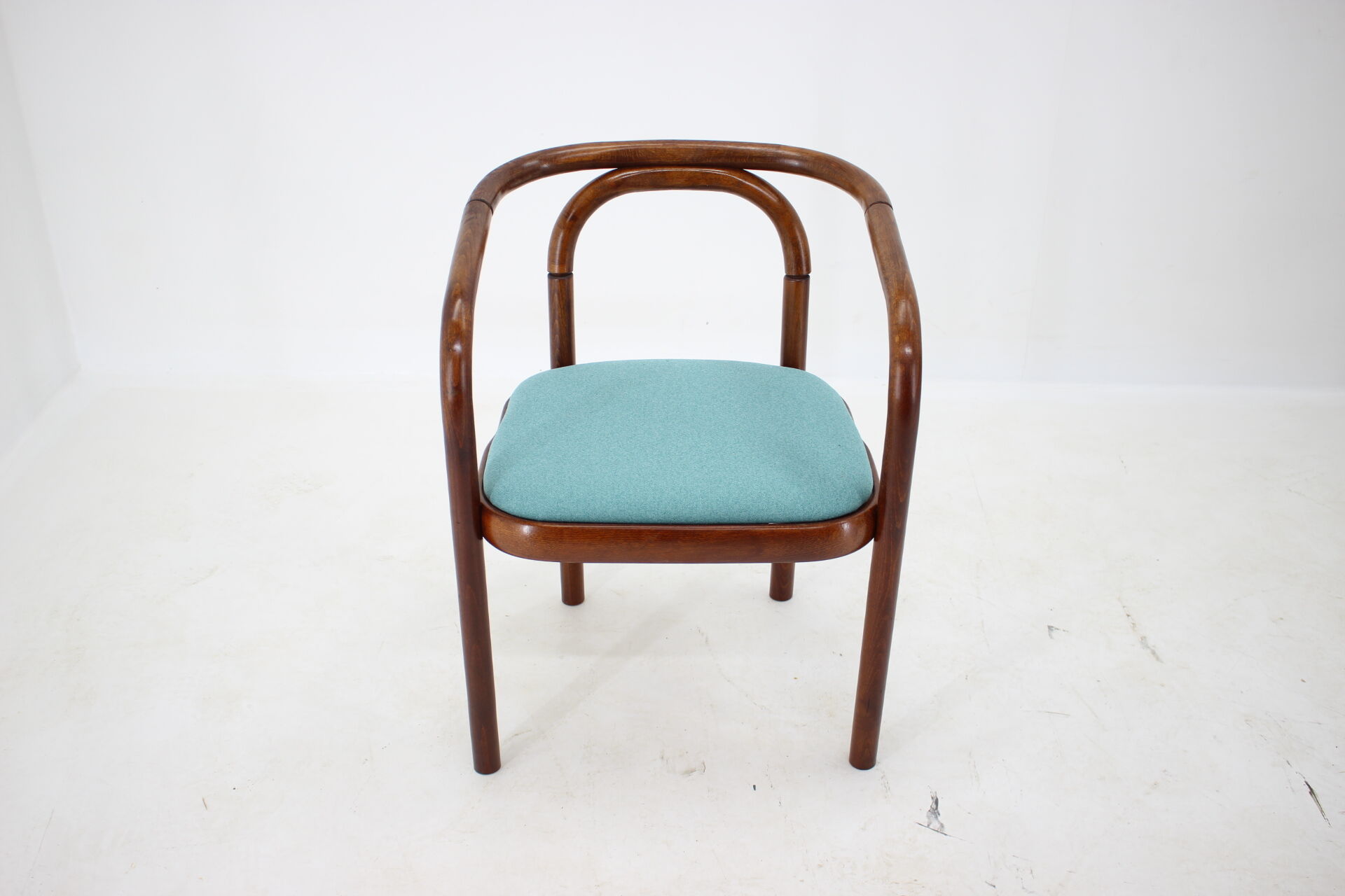 Vintage bentwood chair Ton, Czechoslovakia