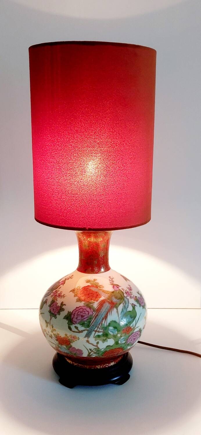 Japanese porcelain lamp