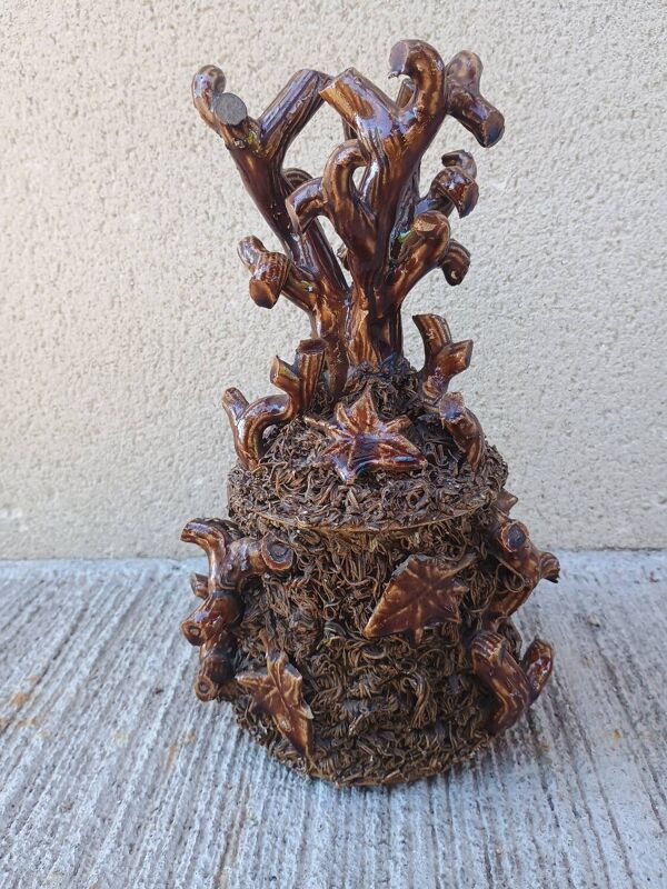 Pot à tabac en grès à décor naturaliste Bossot à Ciry-le-Noble, vers 1880