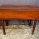 Table d'appoint en acajou