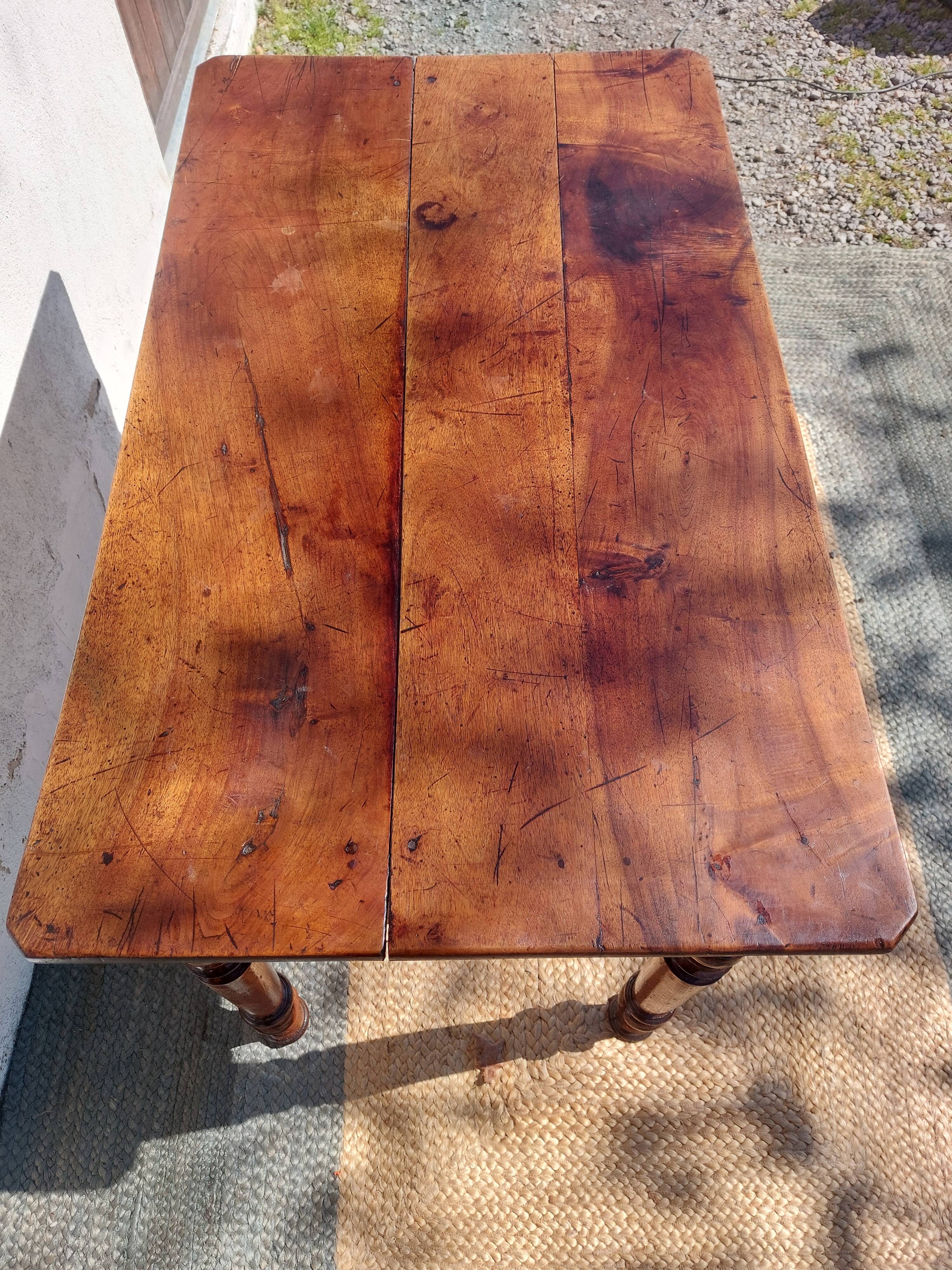 Bistro table, kitchen or desk
